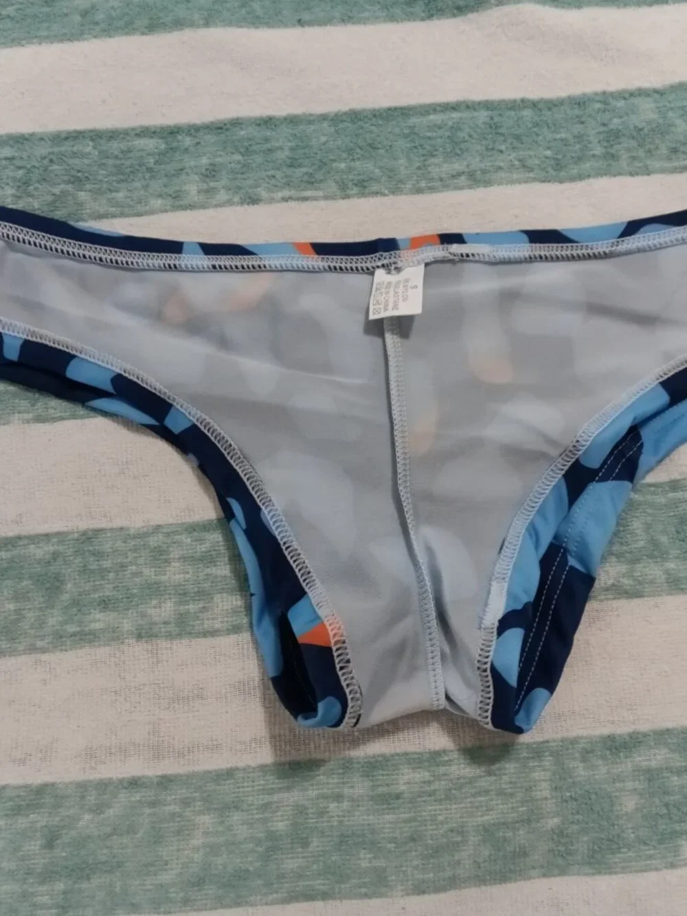 NIB ASIAN MADE CHEEKY UNDERWEAR, BLUES PATTERN, SIZE SMALL (28